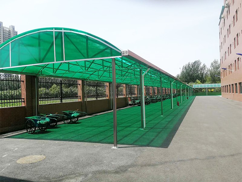 沈阳达利食品有限公司阳光板自行车棚